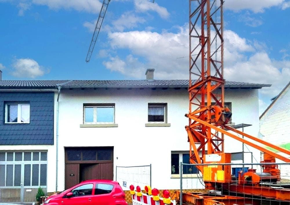 Immobilie in Oberhausen-Rheinhausen - GLOBAL INVEST SINSHEIM | Tolles Einfamilienhaus mit Nebengebäude in Oberhausen - Bild 2