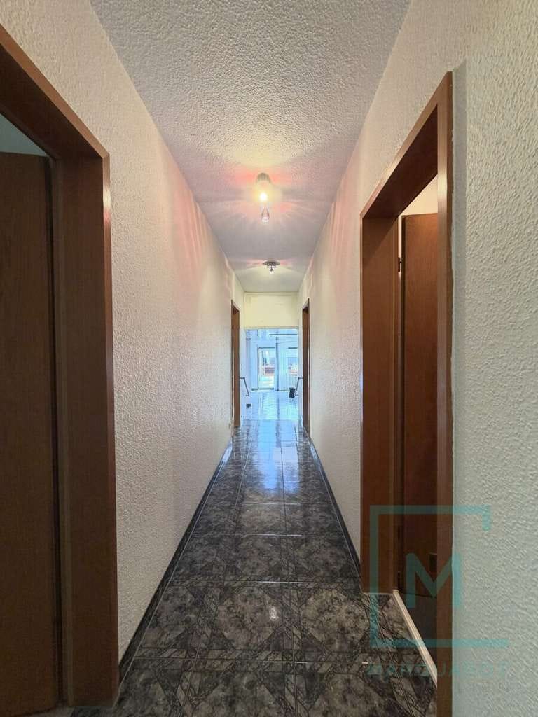 Immobilie in Weinsberg - Große 5,5 Zimmer Terrassenwohnung mit schönem großen Balkon und Garage in ruhiger Lage in Weinsberg - Bild 4
