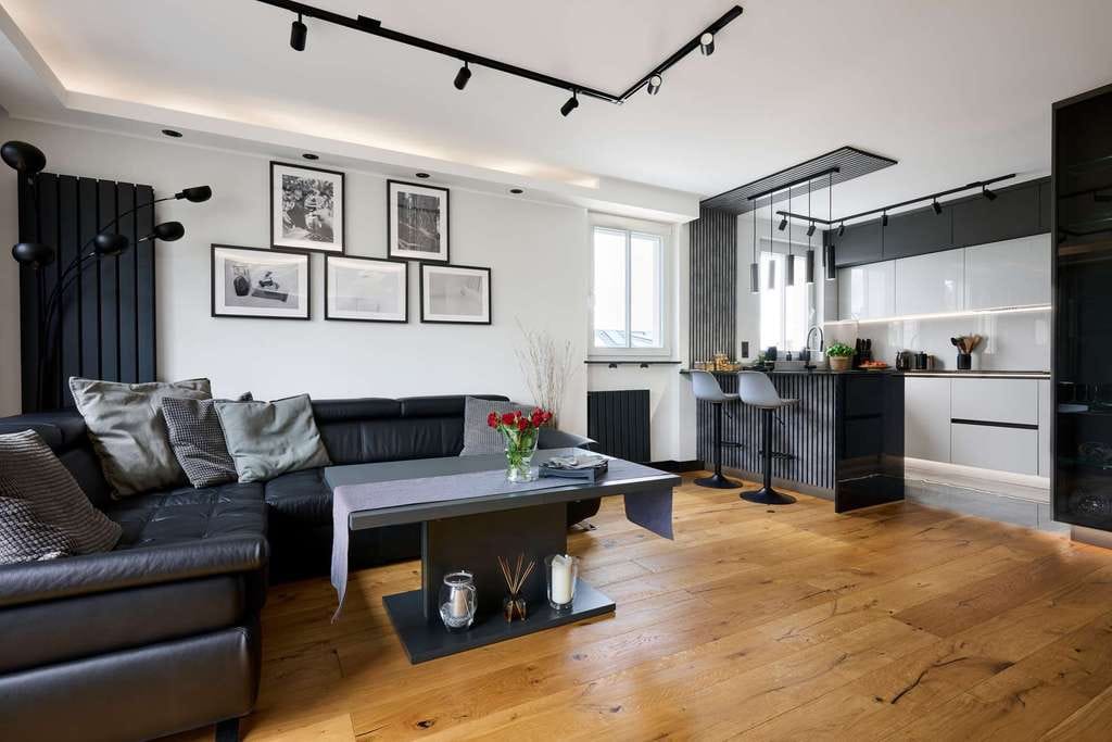 Immobilie in Feldkirchen - Exklusive Designer Wohnung mit Balkon, hochwertiger Komplettrenovierung und luxuriöser Ausstattung! - Bild 4