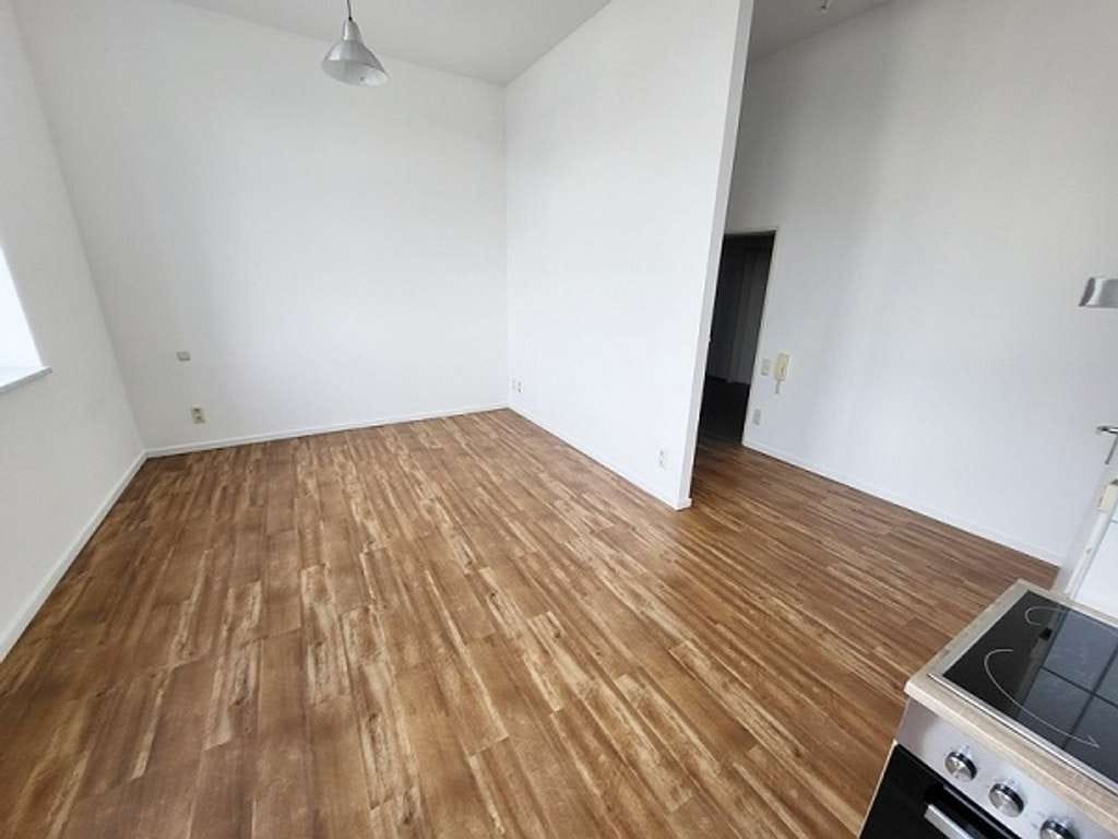 Immobilie in Neumark - 1-Raum-Wohnung mit EBK, Fußbodenheizung und Lift - Bild 3