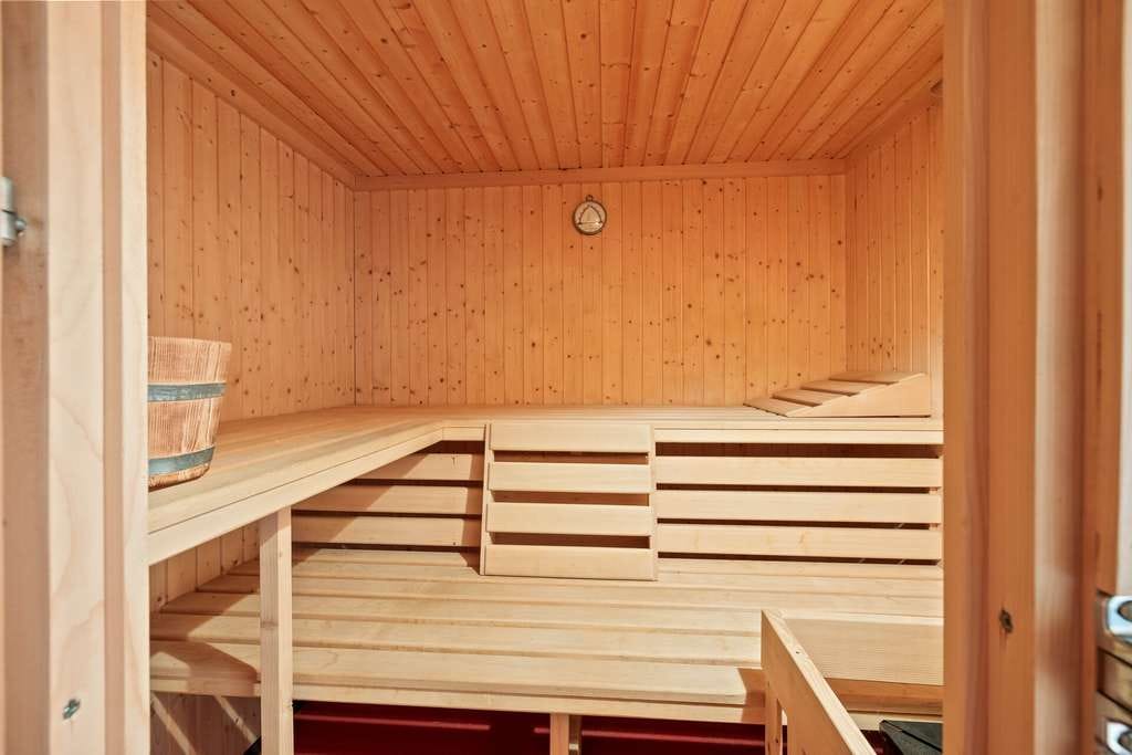 Immobilie in Albbruck - Einfamilienhaus mit Einliegerwohnungsoption - großzügiges Flächenangebot mit guter Substanz - Bild 4