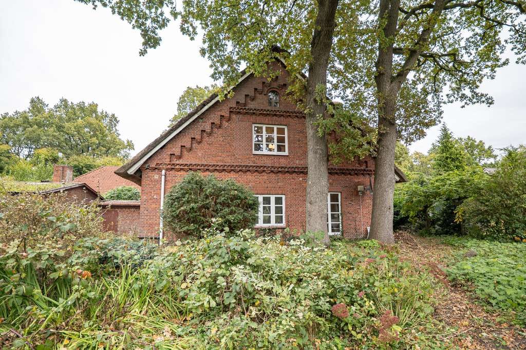 Immobilie in Kutenholz - Viel Platz & Potenzial: Ein- oder Zweifamilienhaus mit großer Scheune in Kutenholz - Bild 3