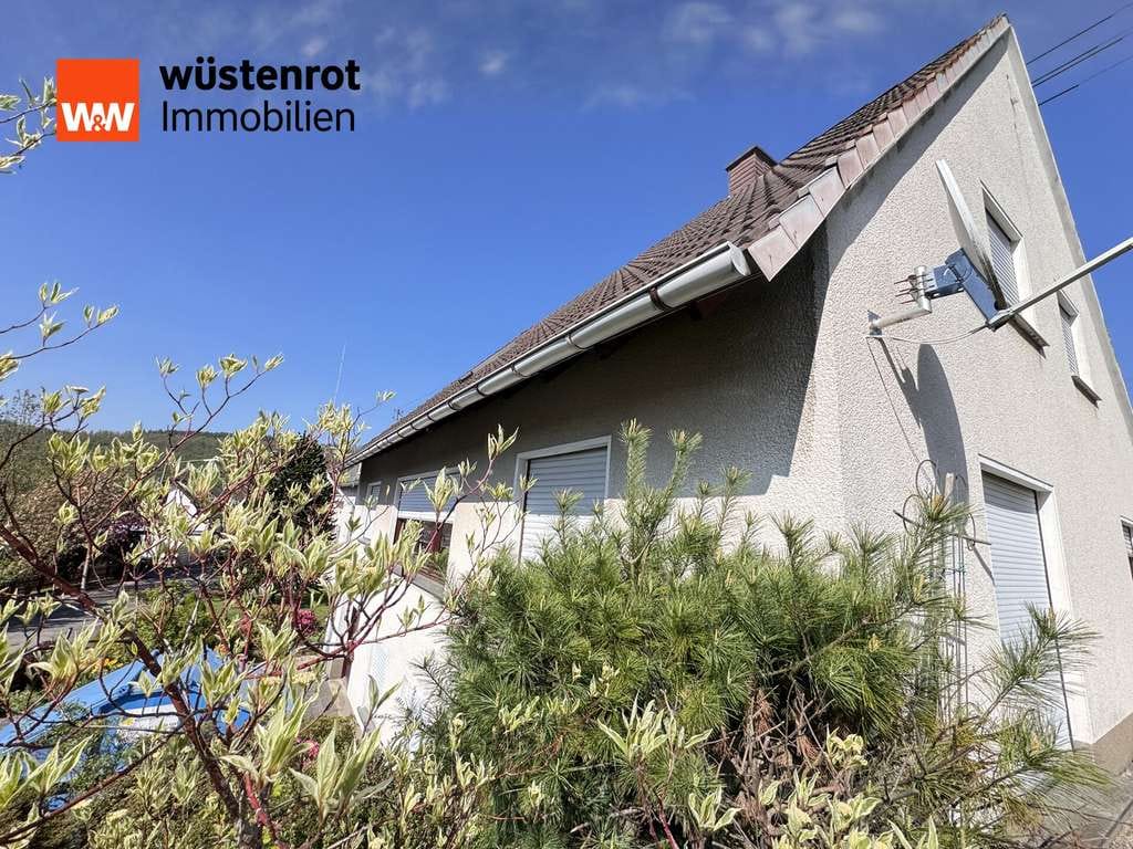 Immobilie in Betzdorf - Wohnhaus in ruhiger Nebenstraße - Bild 1