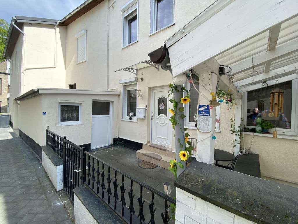 Immobilie in Andernach - Kleines, saniertes Häuschen im Herzen von Andernach  mit 2 Wohnetagen, Hof, Garage ohne Garten - Bild 3