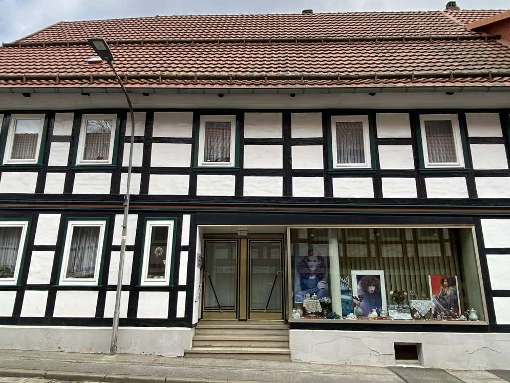 Immobilie in Bad Grund - Großzügig und Individuell - Wunderschönes Haus mit Grundstück und vielseitigen Nutzungsmöglichkeiten - Bild 2