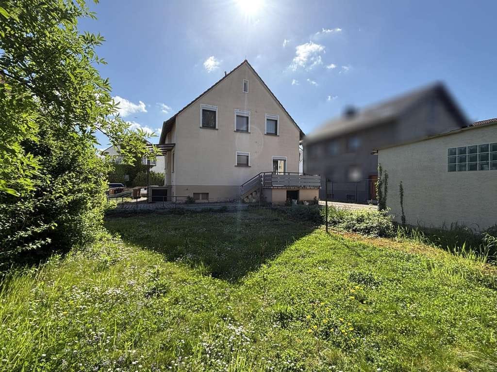 Immobilie in Dienheim - Zuhause mit Möglichkeiten-Zweifamilienhaus auf schönem Grundstück! - Bild 2