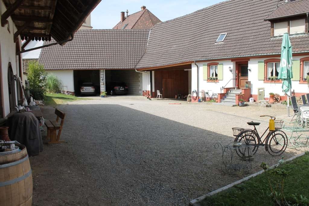 Immobilie in Ballrechten-Dottingen - Ein Objekt mit vielen Möglichkeiten! - Bild 2