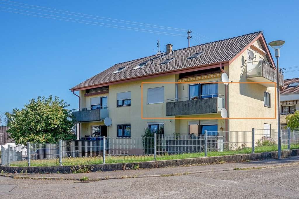 Immobilie in Sternenfels - Charmante 2-Zimmer-Wohnung mit Balkon und Garage in ruhiger Lage - Bild 2