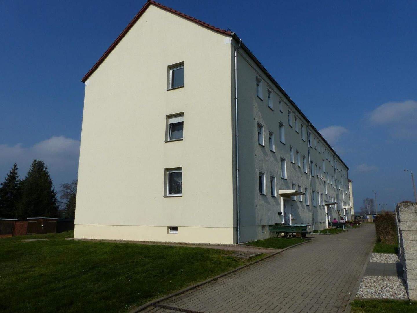 Immobilie in Cavertitz - Sehr Gepflegte - Dreiraumwohnung mit Garage in Cavertitz zu Verkaufen - Bild 1