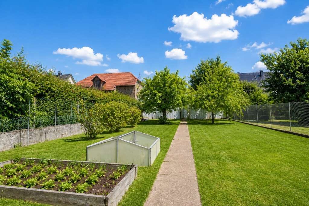 Immobilie in Höxter - Einfamilienhaus mit Terrasse und Garten - Bild 4