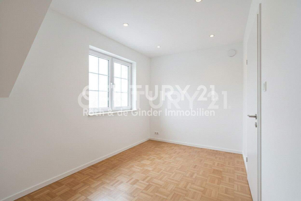 Immobilie in Sinn - Neubau 3-Zi.-Wohnung + 2 Stellplätze - Bild 3