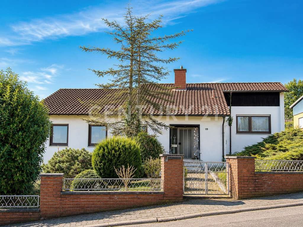 Immobilie in Essenheim - EIN ZUHAUSE ZUM VERLIEBEN - Einfamilienhaus auf Grundstück mit Wow-Effekt! - Bild 2