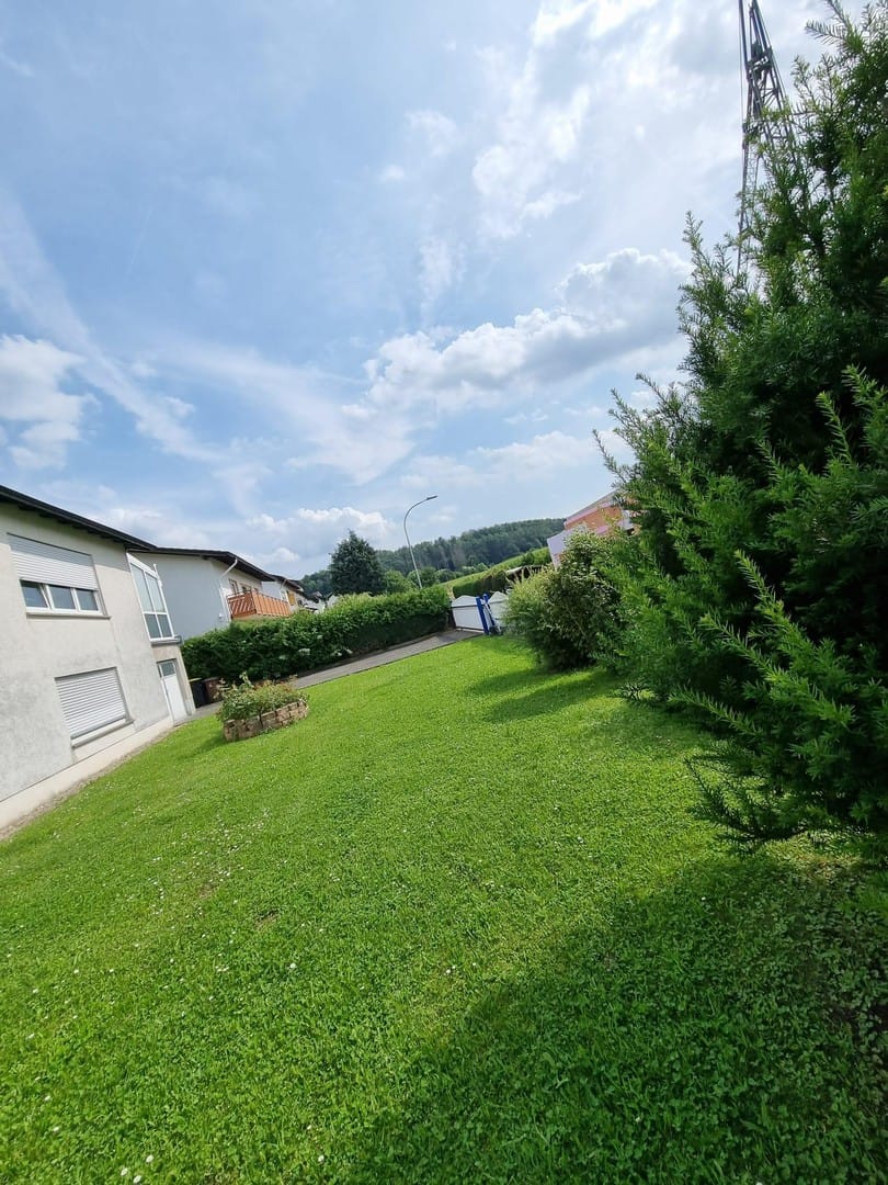 Immobilie in Florstadt - Freistehendes 1-2 Fam. Haus in Florstadt +Einliegerwohnung - Bild 1