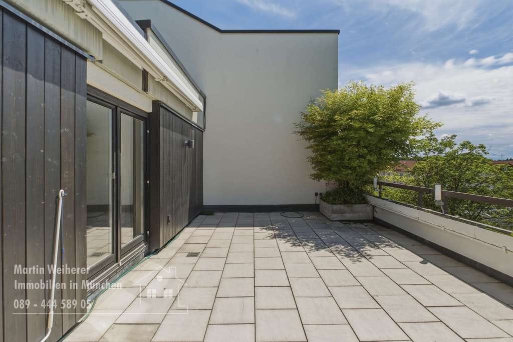 Immobilie in Aschheim - Sonnige 4 Zimmer Wohnung, Premium-Wohngefühl durch die große Dachterasse - Bild 1