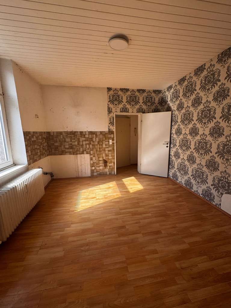 Immobilie in Oberhausen - Attraktive Eigentumswohnung in gepflegtem 6-Parteien-Haus in Oberhausen Styrum - Bild 1