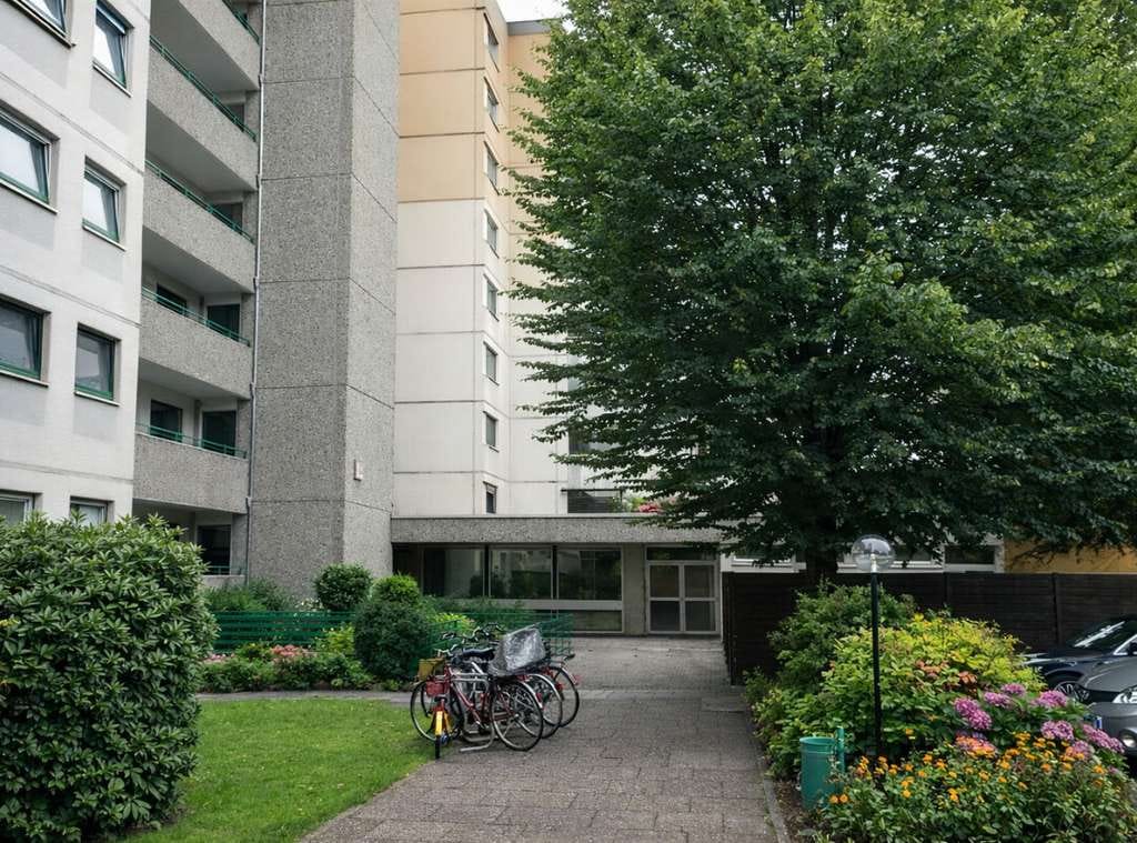 Immobilie in Herford - Top-Investment: Vermietete 2-Zimmer-Wohnung mit 7,5 % Rendite, Balkon, Sauna & Schwimmbad - Bild 2