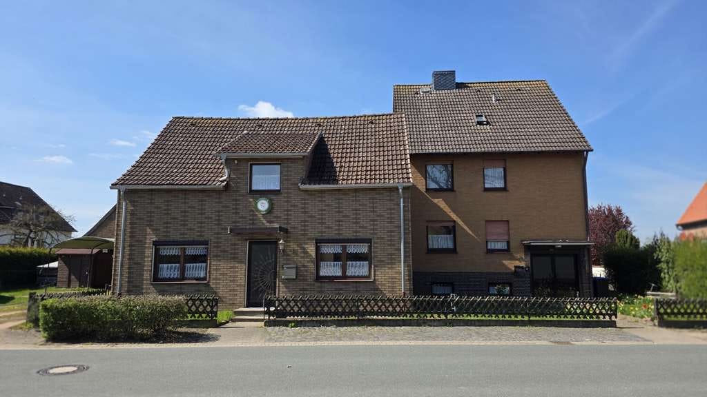 Immobilie in Gehrden - Two in One: Immobilienensemble mit Raum für individuelle Ideen! - Bild 0