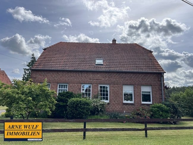 Immobilie in Vielank - Resthof mit großem Grundstück in Hohenwoos (Vielank) - Bild 0