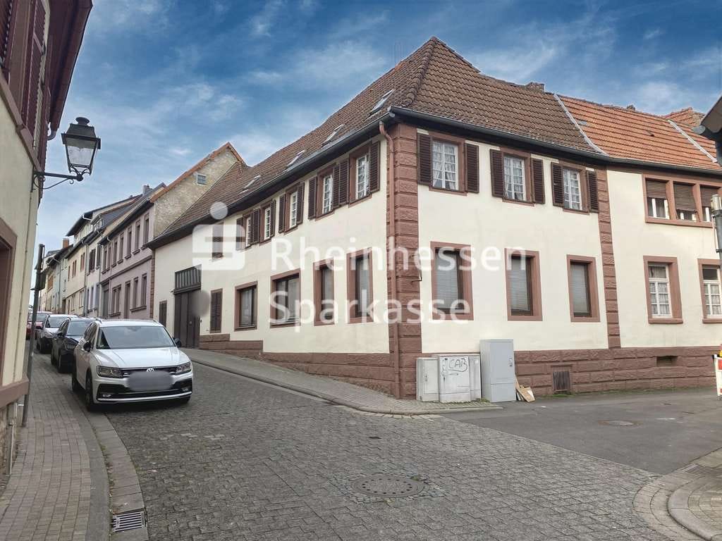 Immobilie in Kirchheimbolanden - Wohnen, Arbeiten und Kapitalanlage. Großzügiges historisches Anwesen. - Bild 0