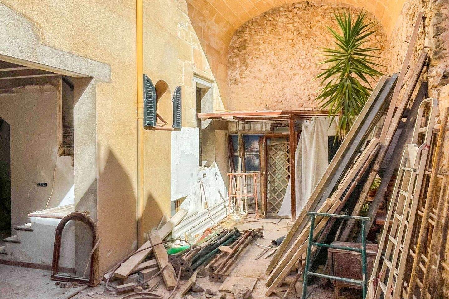 Immobilie in Weida - Artà: Historisches Stadthaus - Attraktives Fix-&-Flip-Projekt mit hohem Renditepotenzial. Obj. 9248 - Bild 3