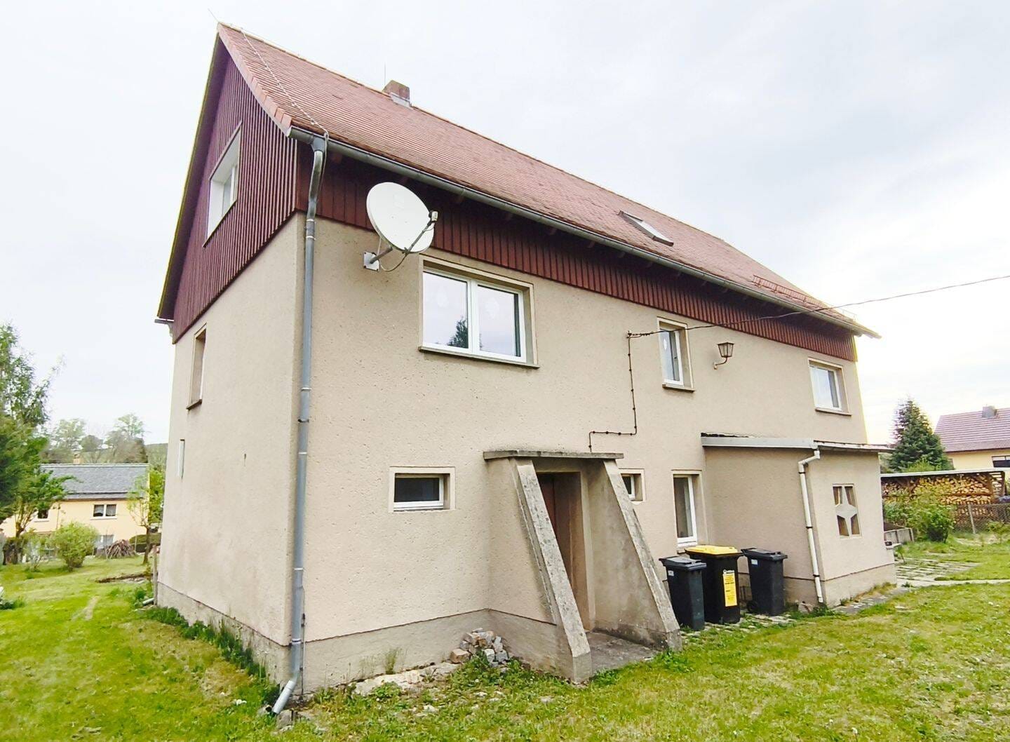 Immobilie in Schmölln-Putzkau - Ein-Zweifamilienhaus mit großem Grundstück und Garage in Putzkau - Bild 2