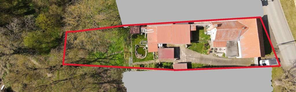 Immobilie in Bad Bibra - Charmantes Einfamilienhaus mit 831 m² Grundstück und viel Potenzial in Finneland - Bild 3