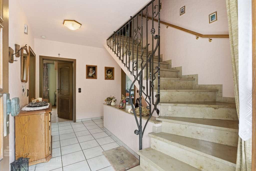 Immobilie in Schuld - Schuld: freistehendes Einfamilienhaus mit Garten und Garage! 360° Begehung - Bild 3