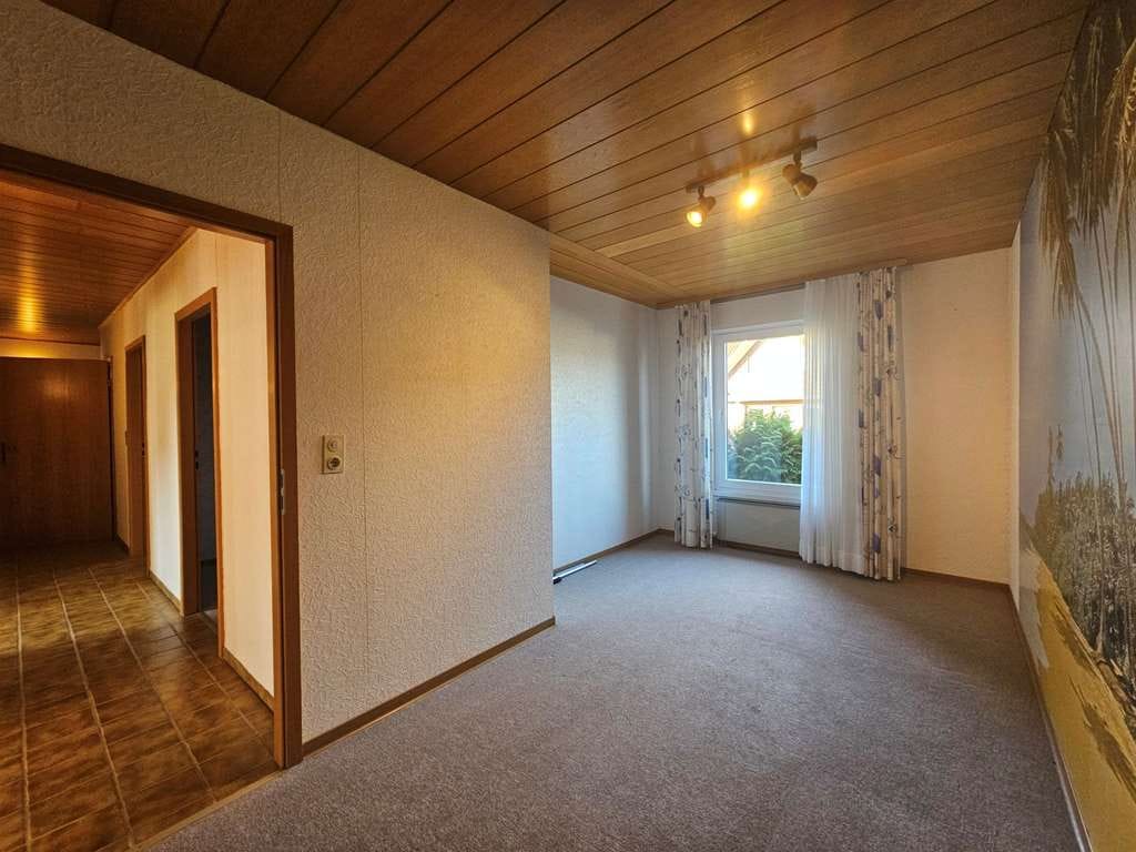 Immobilie in Ennigerloh - Sanierungsbedürftiger Bungalow mit Garage in Ennigerloh-Westkirchen - Bild 4