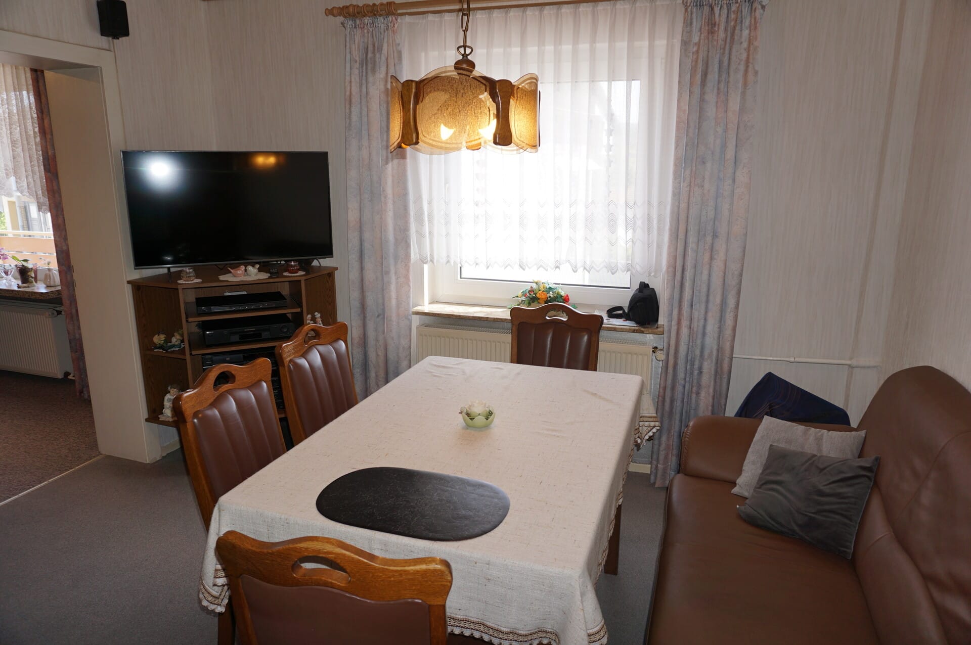 Immobilie in Guxhagen - Gepflegtes Zweifamilienhaus zur Eigennutzung oder Vermietung. Keine Käuferprovision! - Bild 4