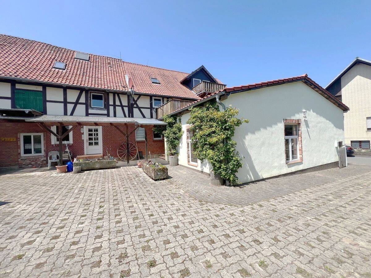 Immobilie in Bockenem - Großzügiger Resthof mit 5 WE - Bild 2