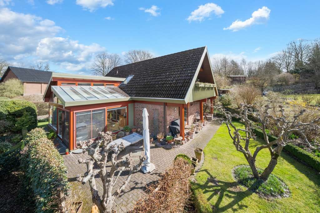 Immobilie in Bordesholm - Charmantes Einfamilienhaus mit großem Wintergarten im Ortskern von Brügge - Bild 2