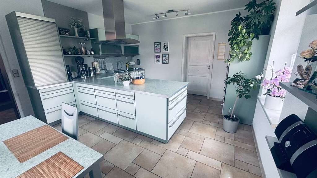 Immobilie in Allstedt - Ein Haus. Zwei Zuhause. Unzählige Möglichkeiten. - Bild 3