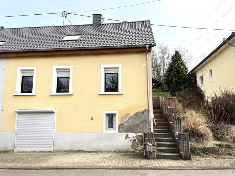 Immobilie in Schiffweiler - Klein, charmant und mit großer Terrasse- Ihr neues Zuhause in Schiffweiler - Bild 0