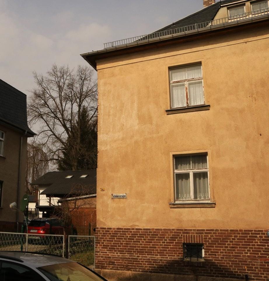 Immobilie in Treuen - Wohnhaus EFH Zentrumsnähe Garten Garage A72 - Bild 0