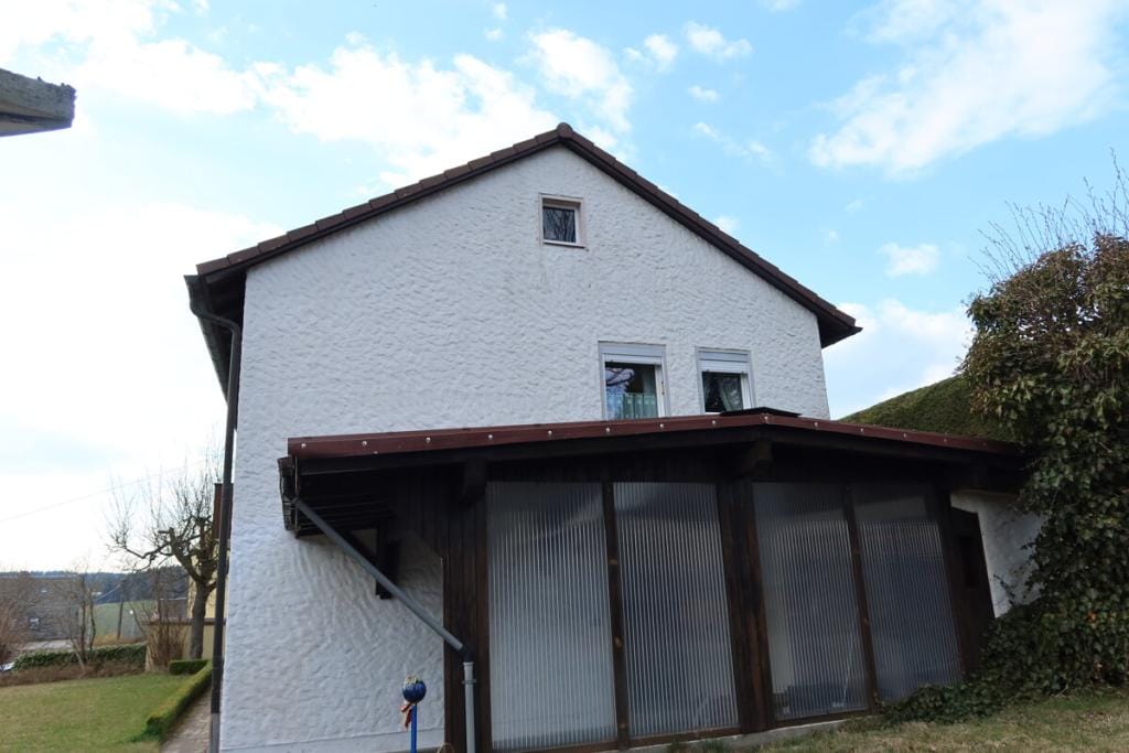 Immobilie in Stammbach - Einfamilienhaus mit Garage in Toplage - Bild 2