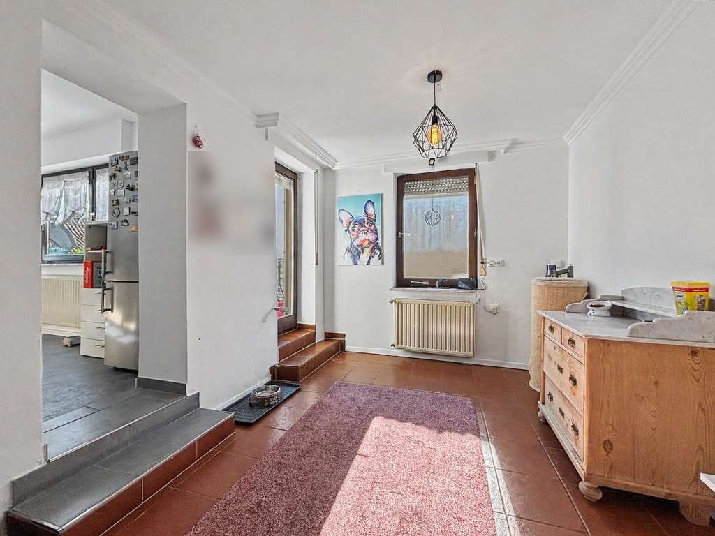 Immobilie in Freigericht - Zweifamilienhaus mit Gewerbehalle in Neuses – gute Anbindung an Frankfurt - Bild 3
