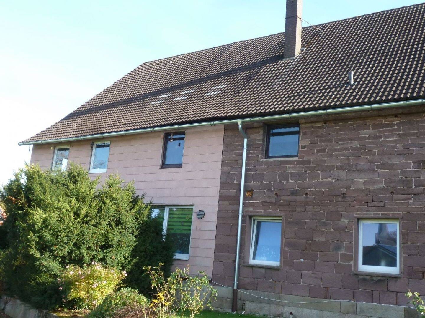 Immobilie in Halle - Großer Resthof mit 3 Wohnungen und 3 Nebengebäuden - Bild 2