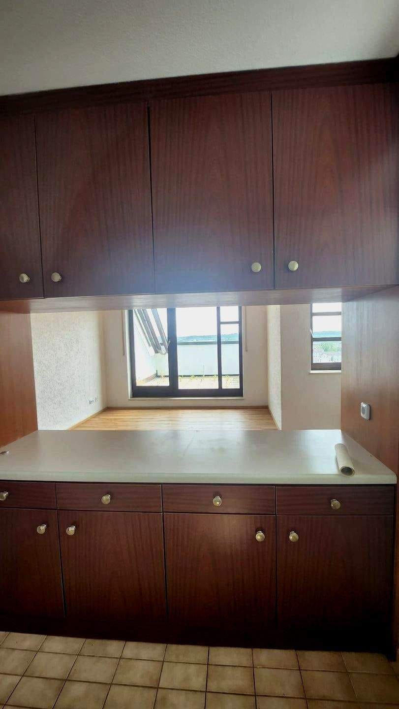 Immobilie in Altdorf - großzügiges, ruhiges Ein-Zimmer-Appartement mit Fernblick in Altdorf/LA - Bild 2
