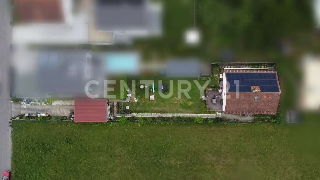 Immobilie in Donaustauf - Großzügiges Grundstück mit Wohnhaus in ruhiger Lage von Donaustauf - Bild 3