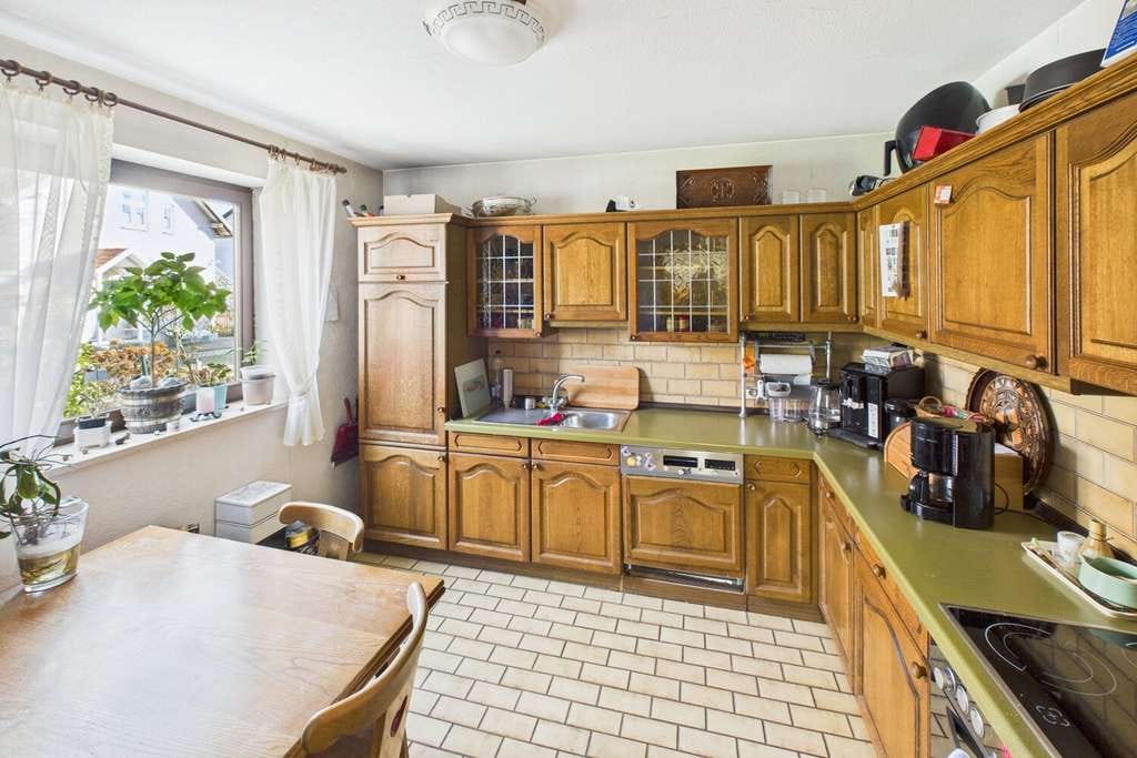 Immobilie in Stadtbergen - Raum für neues Familienleben - Doppelhaushälfte mit Garten - Bild 3