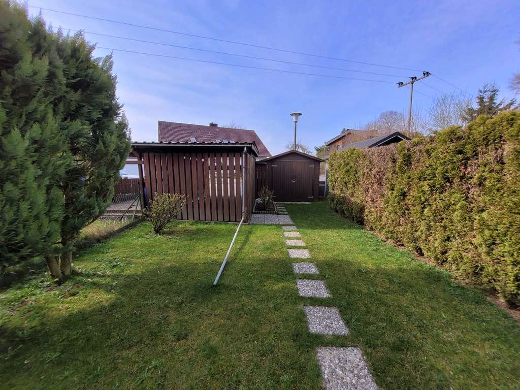 Immobilie in Giebelstadt - Familienglück am Ortsrand: Gepflegtes Reihenhaus mit kleinem Garten & niedrigem Energieverbrauch! - Bild 1