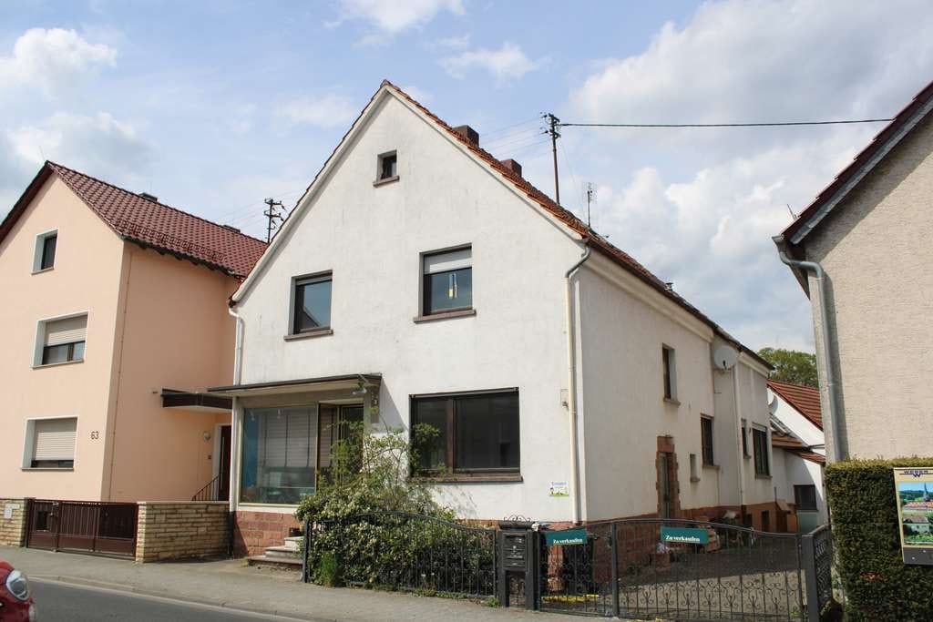 Immobilie in Dreieich - Zwei Häuser auf einem Grundstück! 
Ideal für Selbstnutzer und Kapitalanleger in Dreieich-Götzenhain - Bild 2