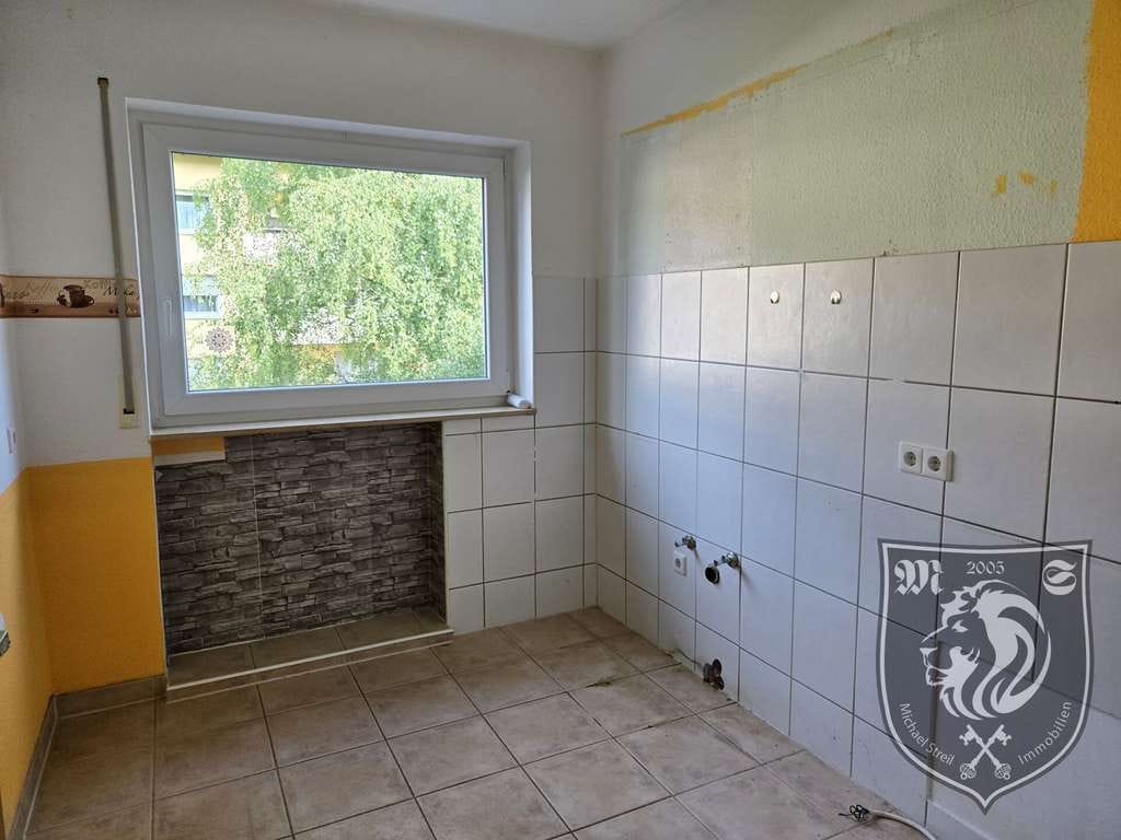 Immobilie in Nattheim - Helle 4-Zimmer-Wohnung mit Süd-Loggia in ruhiger Lage von Nattheim - Bild 3