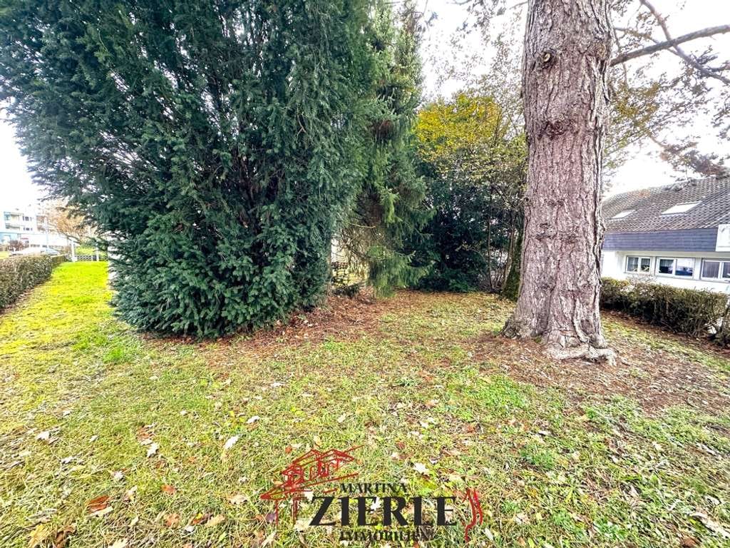 Immobilie in Göppingen - Gelegenheit! Gefragte, ruhige Randlage! 244 qm WFL, großes Grundstück mit 785 qm, 2 Balkone, Garage! - Bild 4