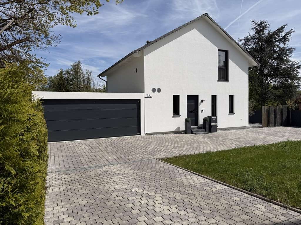Immobilie in Rohr - Neubau! Einfamilienhaus in bester Lage - Bild 0