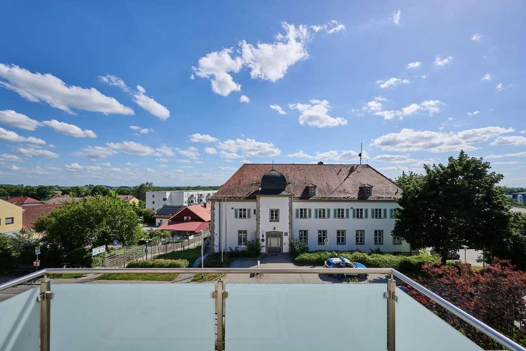 Immobilie in Wörth an der Donau - Eigentumswohnung im Zentrum von Wörth a.d.Donau _ optimal für Eigennutzer oder Kapitalanleger - Bild 0