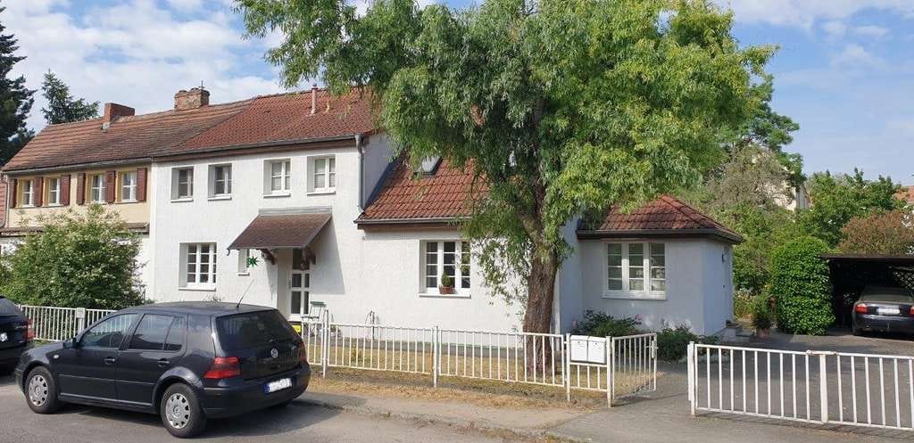 Immobilie in Frankfurt (Oder) - Eigentümer gesucht – Für ein vermietetes Zweifamilienhaus im ruhigen südlichen Stadtteil - Bild 0