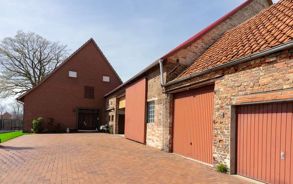Immobilie in Wagenfeld - Hier schlagen Reiterherzen höher-
Resthof  mit Pferdehaltung - Bild 0