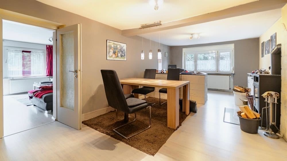 Immobilie in Stelzenberg - Renoviertes Bauernhaus mit großem Grundstück und kleiner Scheune - Bild 2