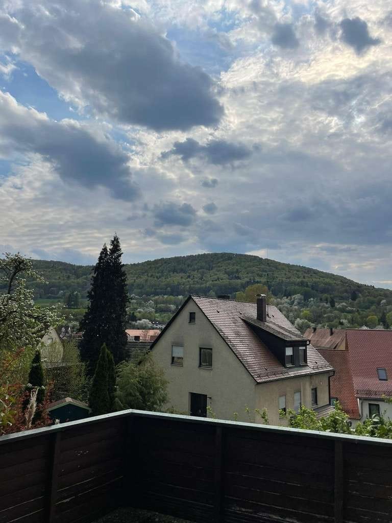 Immobilie in Happurg - Charmantes Haus mit Garten und großem Potenzial nahe Stausee - Bild 1